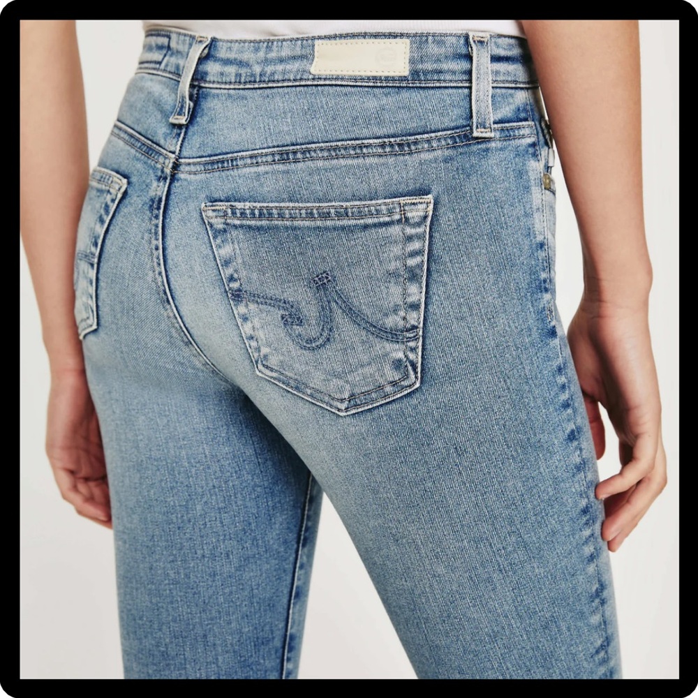 . 
AG The Leggings Super Skinny Blue Denim Jeans Size 32R